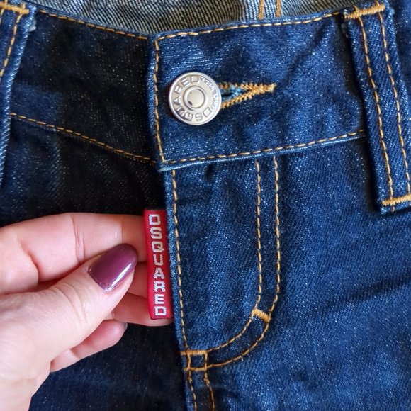 [SOLD] Dsquared Made In Italy Luxury Straight Leg Low Rise Dark Wash Jeans - Picture 4 of 16